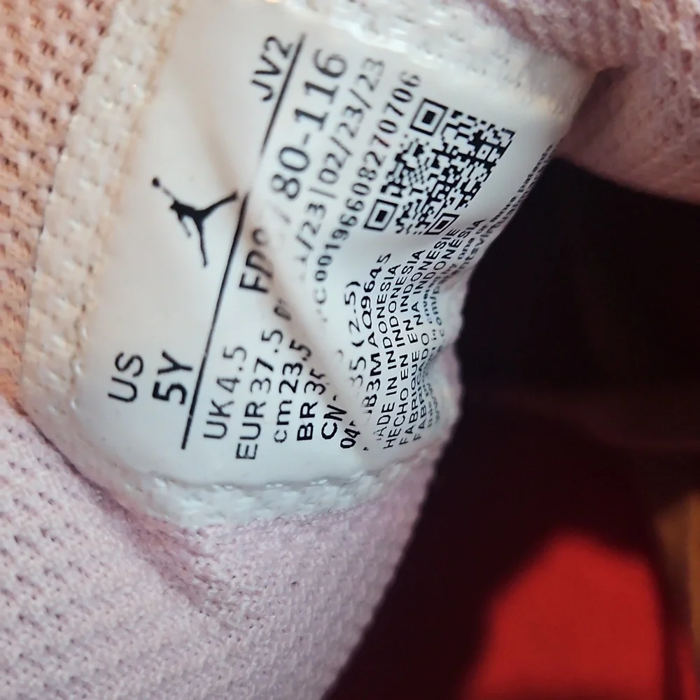 Air Jordan mid sneakers - Picture 10 of 10